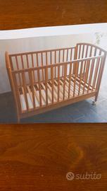 lettino neonato in legno con materasso 