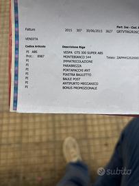 Vespa 300 GTS super sport bianca