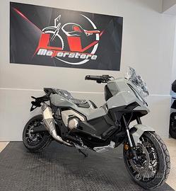 Honda X-ADV 750 2027 NUOVO Pearl Deep Mud Grey 10t