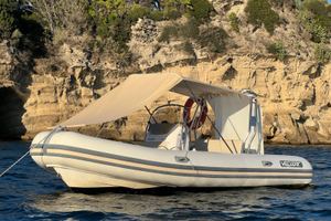 Gommone Valiant 5.50 con Yamaha 40 cv in garanzia