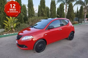 Lancia Ypsilon 1.0 FireFly 5 porte S&S Hybrid Silv