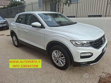 VW T-Roc 1.0 TSI 110 cv Navy anno 10.2021
