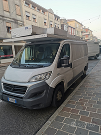Furgone fiat ducato con tenda automatica BM