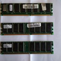 RAM: 1 da 256 mb pc2100 - 2 da 128 mb pc2100u