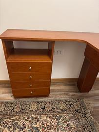 Scrivania artigianale ad angolo