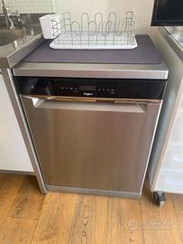 Lavastoviglie whirlpool