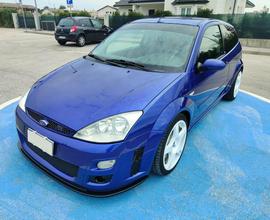 FORD Focus 2.0i 16V RS Imperial Blue 215cv