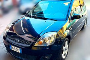 Ford Fiesta Benzina