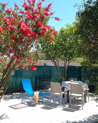 Bilocale residence,terrazzo e cortile, vicino mare