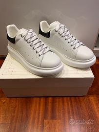 Scarpe Alexnader McQueen bianche