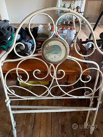 Lettino antico ferro