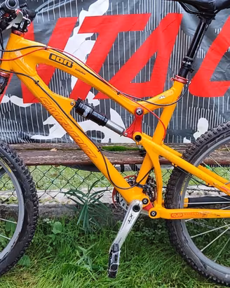 Santacruz nomad