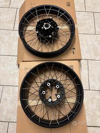 cerchi a raggi BMW GS 1300 standard e adventure