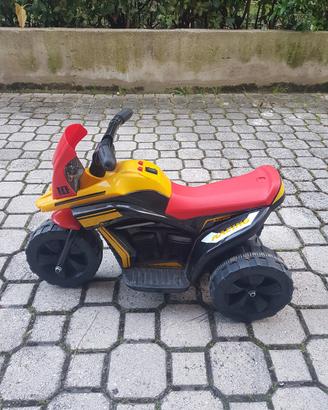 triciclo elettrico 6v