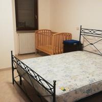 Struttura e rete letto per camera padronale