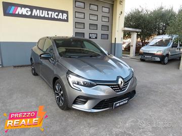Renault Captur 1.6 E-Tech full hybrid Techno 145cv
