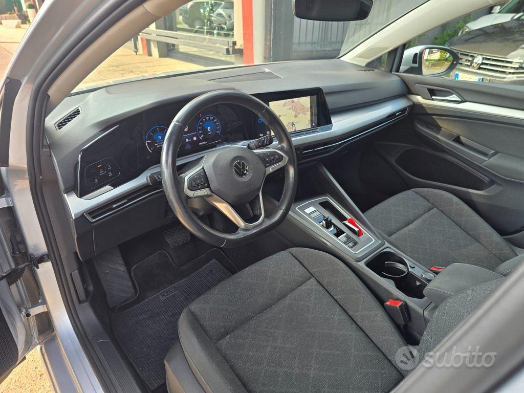 Volkswagen Golf 2022 photo 3