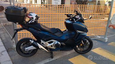 Honda Forza 750 2021 