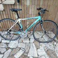 Bici donna BIANCHI con cambio SHIMANO