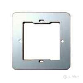 Visiere parapioggia in alluminio anod. 2M URMET