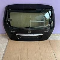 Lancia ypsilon portellone baule posteriore 2010