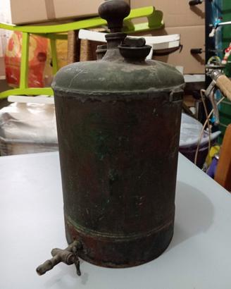 pompa irrigatrice vintage