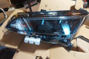 Faro Nissan Leaf 2018-2024