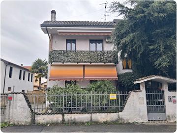 Tre locali a Baranzate