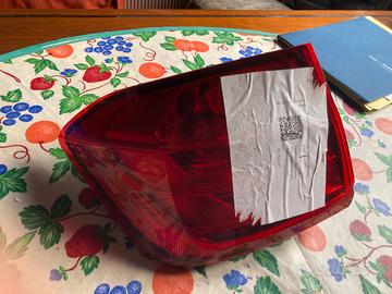 Faro posteriore sinistro bmw 320 d touring f31