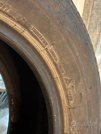 Gomme auto Bridgestone invernali 215/65R17