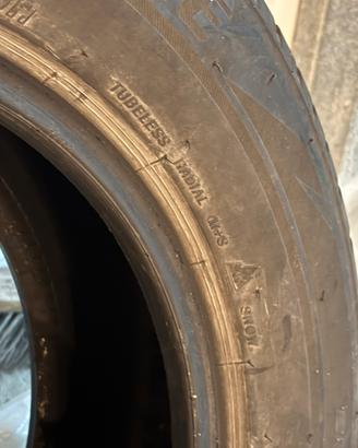 Gomme auto Bridgestone invernali 215/65R17