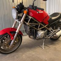 Ducati Monster 750