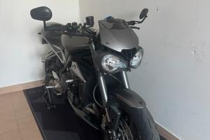 Triumph street triple 765 rs
