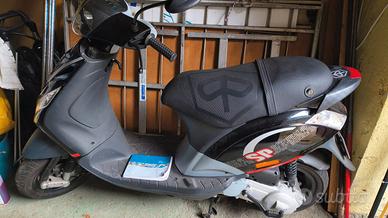 Piaggio Zip 50 SP - Come NUOVO - Solo 1.600 km