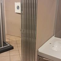 radiatore alto cromato largo 40 cm