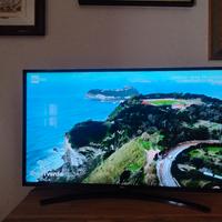 SMART TV LG 43" 