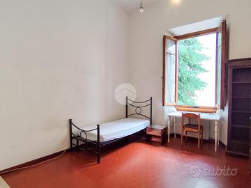 MONOLOCALE A FIRENZE