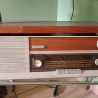 Radio giradischi valvolare Radiomarelli