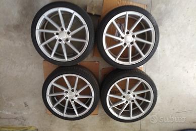 cerchi ''18 oems completi di dadi e gomme toyo