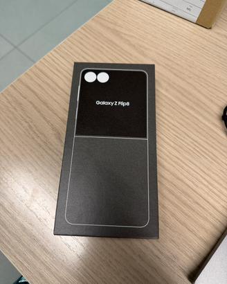 Samsung Galaxy Flip 8 256GB + Galaxy Watch