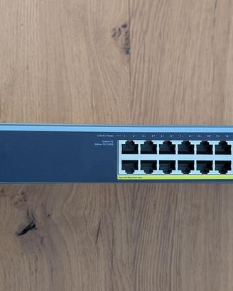 Switch Netgear GS724TP v3 - 24 porte Gigabit POE