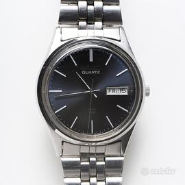 Vintage Seiko Quartz SQ Model 5H23-7009 Day-D