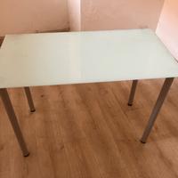 Scrivania piano in vetro con gambe smontabili
