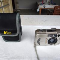 Macchina fotografica nikon e Olympus