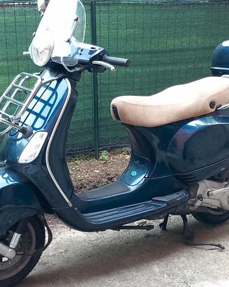 Vespa LX 125