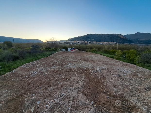 Terreno adibito a piazale misilmeri