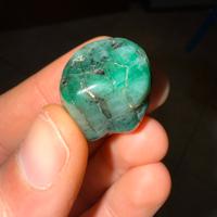 Pietra naturale smeraldo grezzo