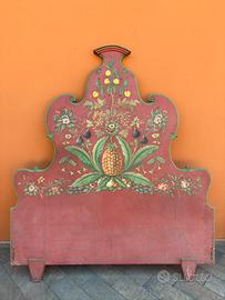 Letto vintage dipinto a mano