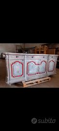 credenza e tavolo