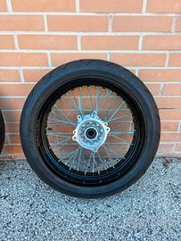 Coppia cerchi motard gommati CRF 450